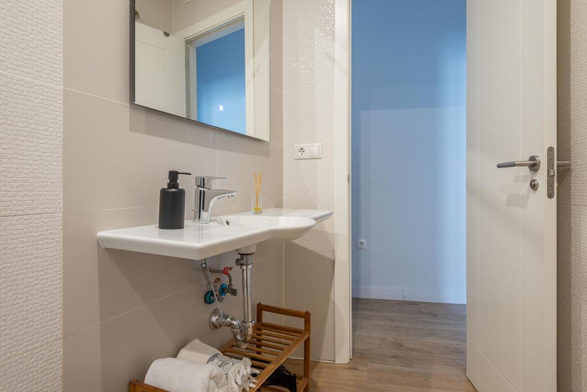 Puerta Real Centro Apartment غرناطة المظهر الخارجي الصورة