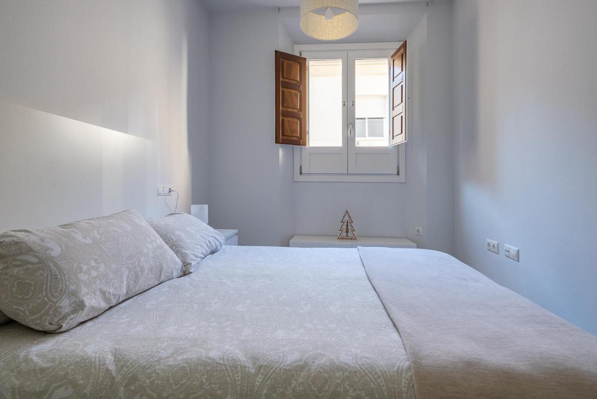 Puerta Real Centro Apartment غرناطة المظهر الخارجي الصورة